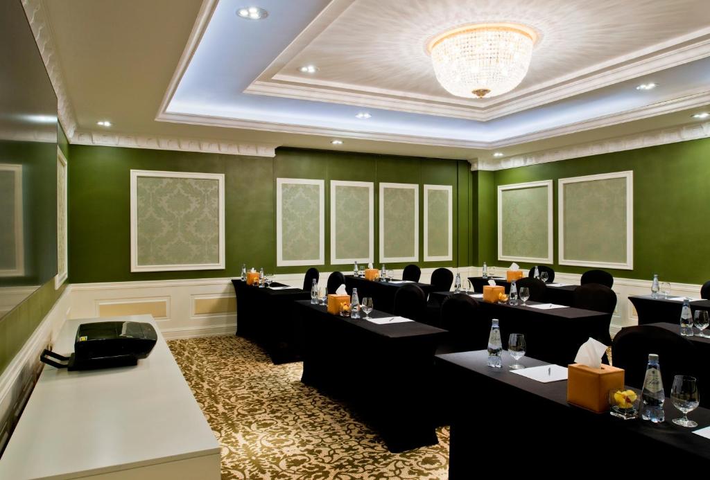 Εστιατόριο ή άλλο μέρος για φαγητό στο Warwick Doha