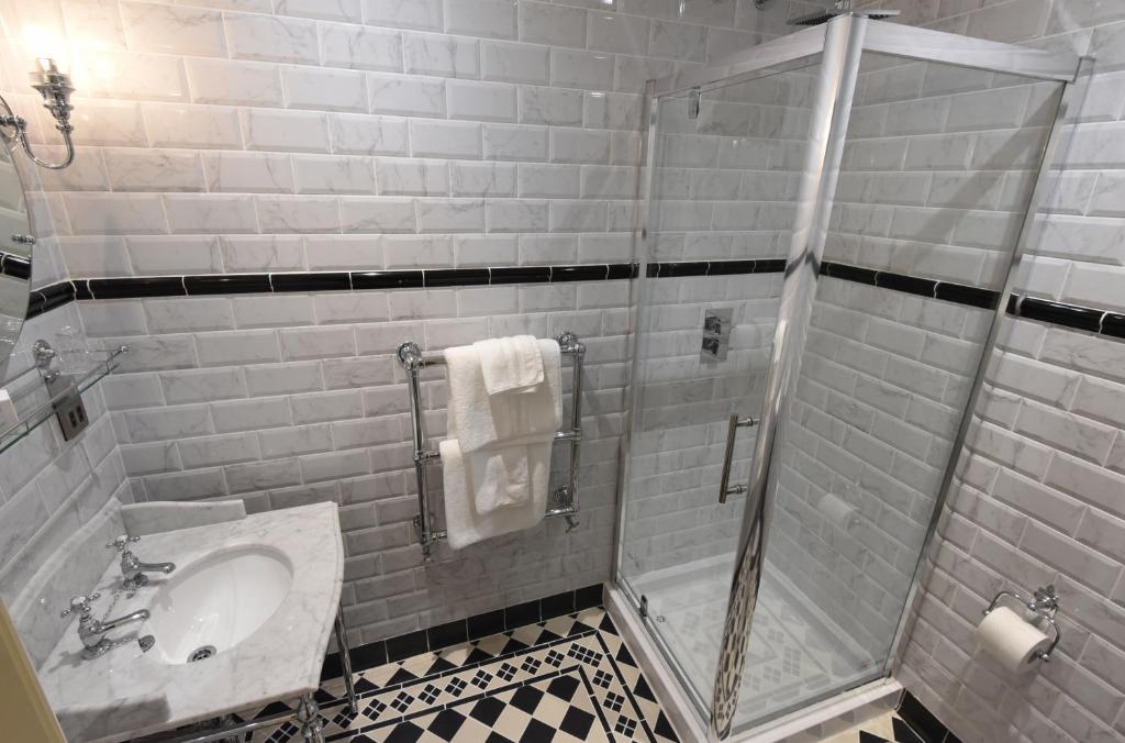 The Aston Tavern - Resim 22