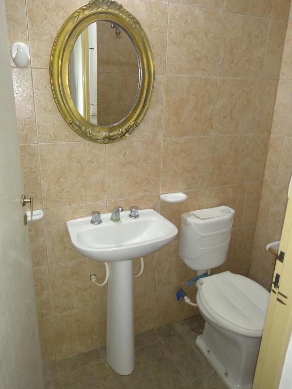 LOS MENIRES II - Quadruple Room With Balcony
