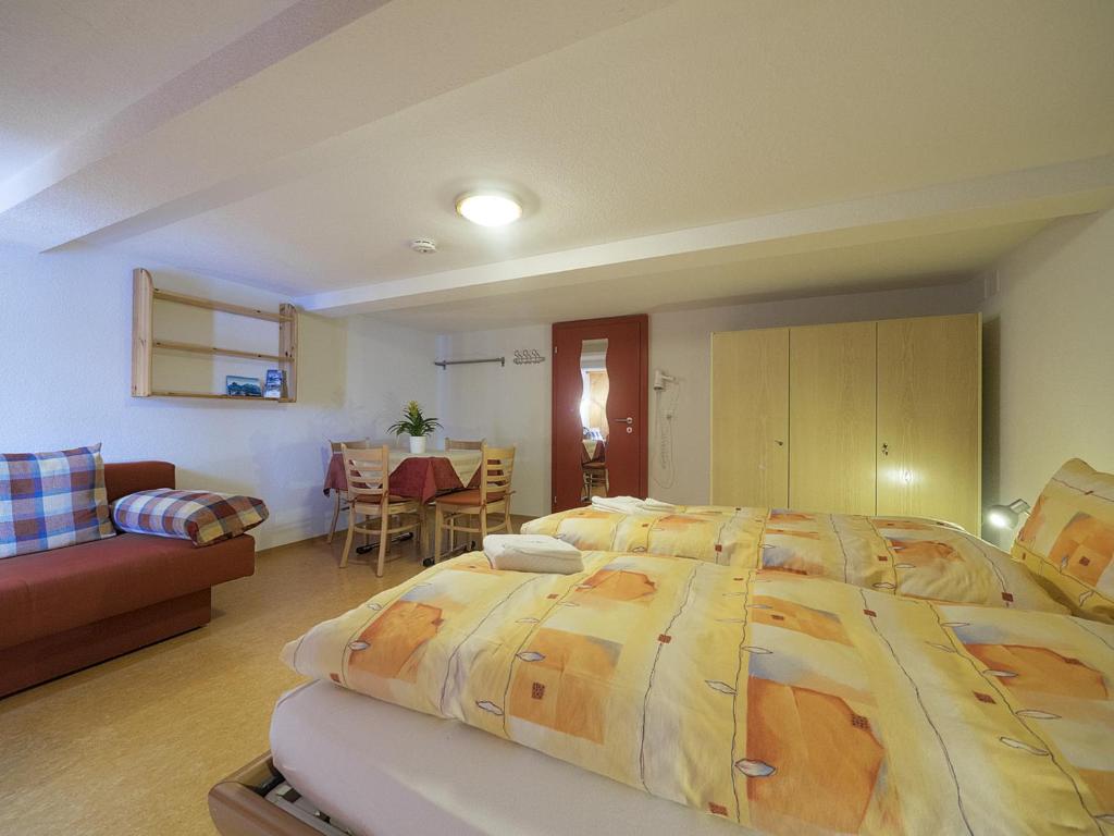 Postel nebo postele na pokoji v ubytování Esthers Guesthouse