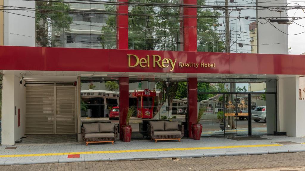  Del Rey Quality Hotel