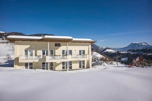 Nespecifikovaný výhled na hory nebo výhled na hory při pohledu z apartmánu