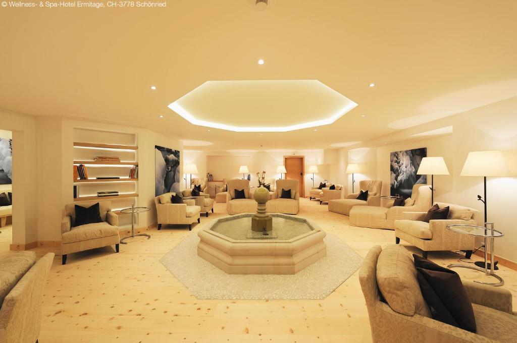 Posezení v ubytování ERMITAGE Wellness- & Spa-Hotel