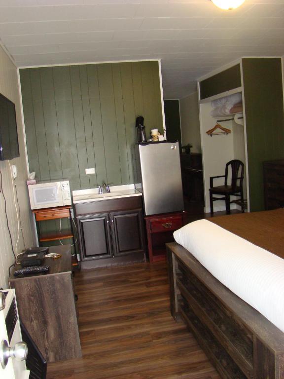 Kuchyň nebo kuchyňský kout v ubytování Paddock Inn