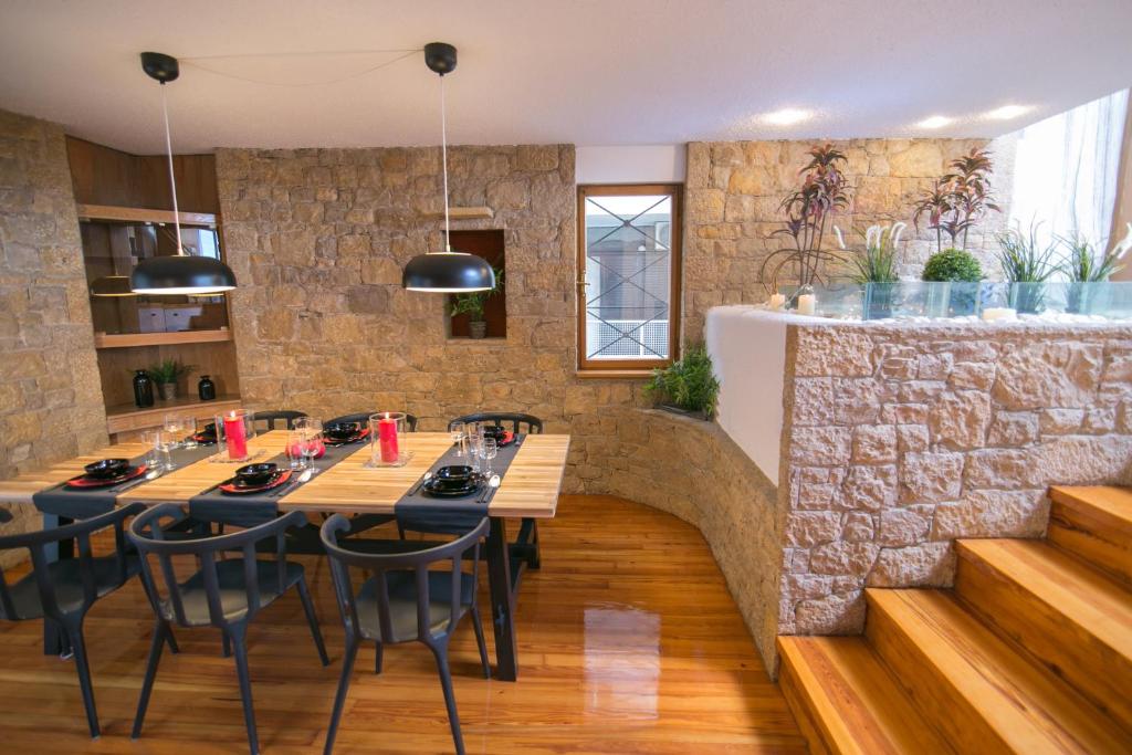 Posedenie v ubytovaní One-of-a-kind Athens Riviera Apartment
