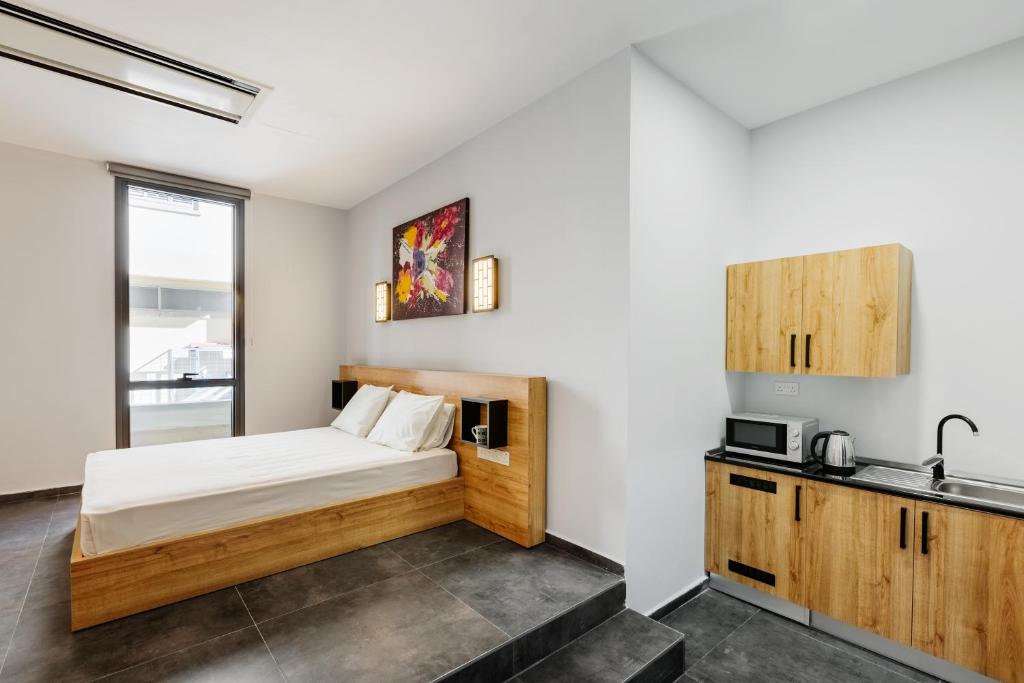 G Suites Luxury Rentals - Standard Double Room