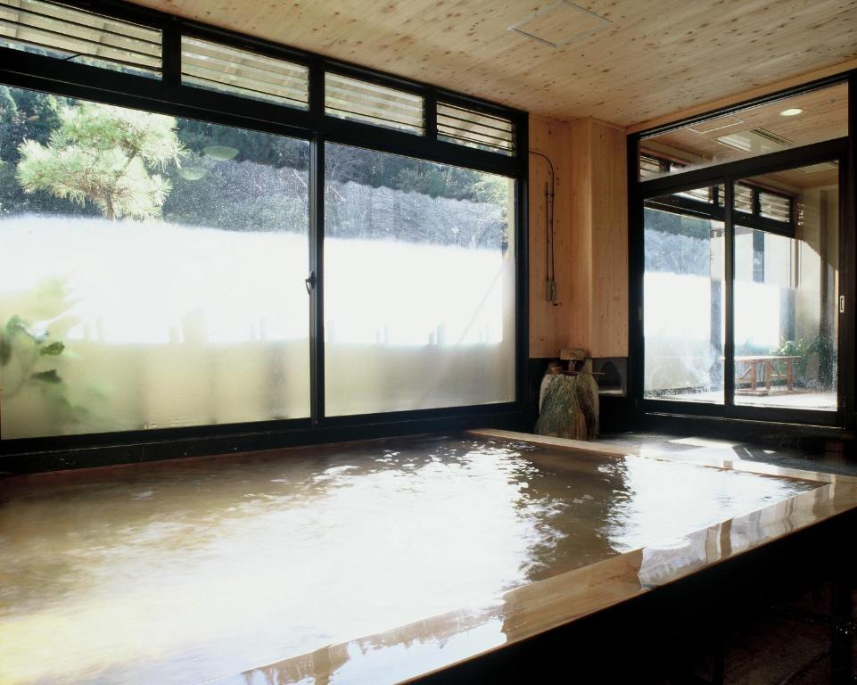 Fotografie z fotogalerie ubytování Kawayu Onsen Fujiya v destinaci Hongú