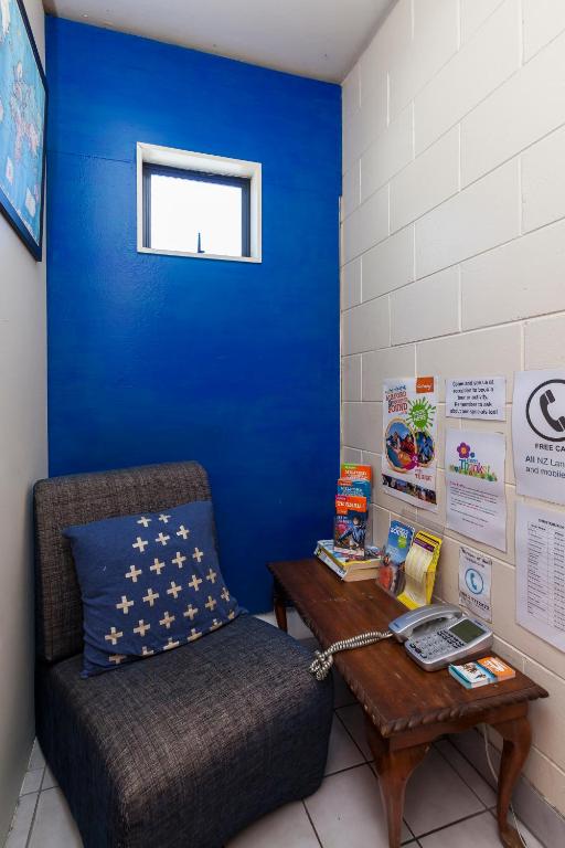 Around The World Backpackers - Resim 28