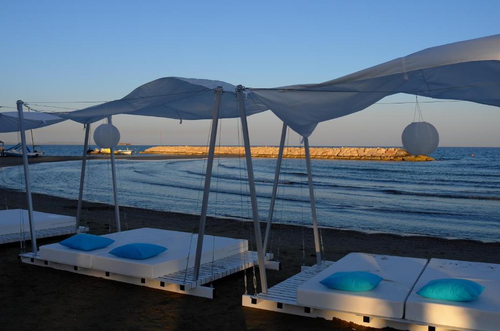 Sandy Beach Hotel & Spa - ex Sentido, Larnaka – atnaujintos 2023 m. kainos