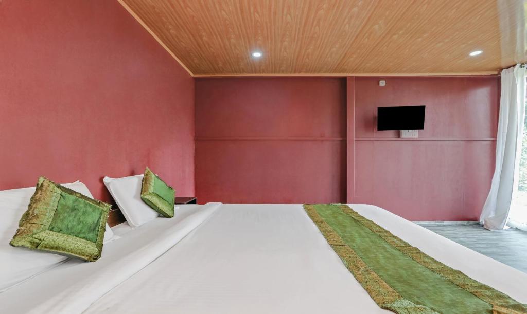 Postel nebo postele na pokoji v ubytování Itsy Hotels Jammabane Cottage
