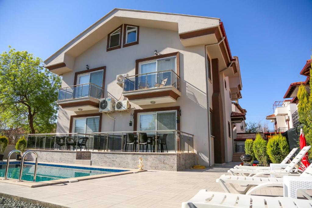 Πισίνα στο ή κοντά στο Villa Central Dalyan