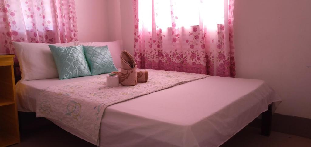 Postel nebo postele na pokoji v ubytování Diamond Lodging house