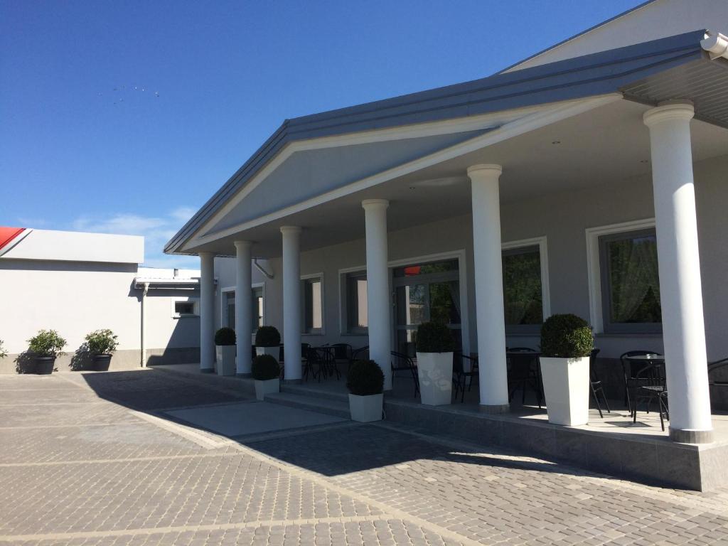 Το κτήριο όπου στεγάζεται  το ξενοδοχείο