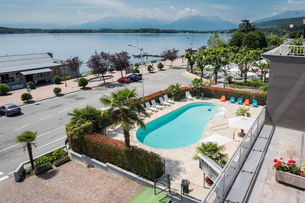 Bazén v ubytování Hotel Royal nebo v jeho okolí