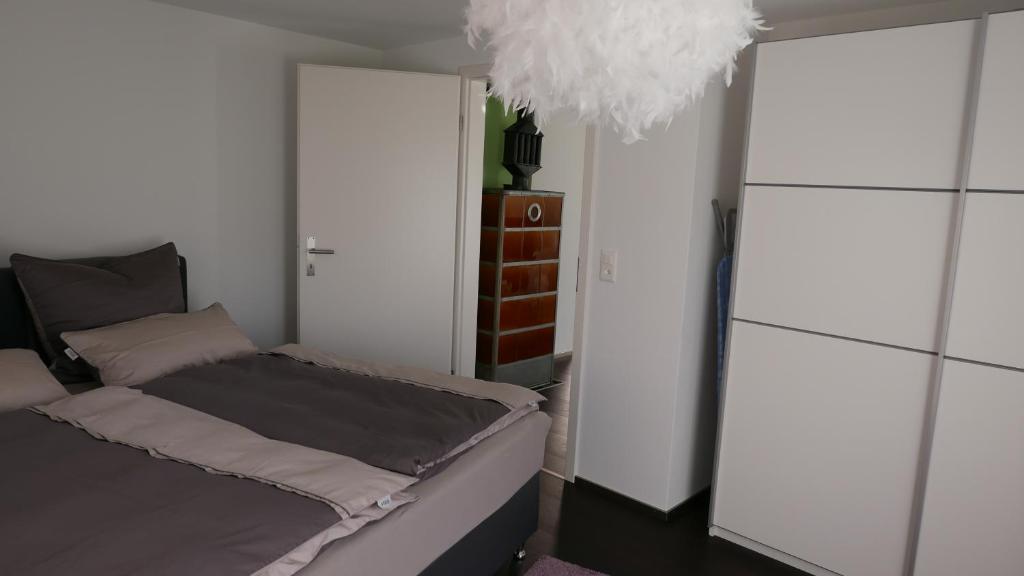 Postel nebo postele na pokoji v ubytování Sandras Flat