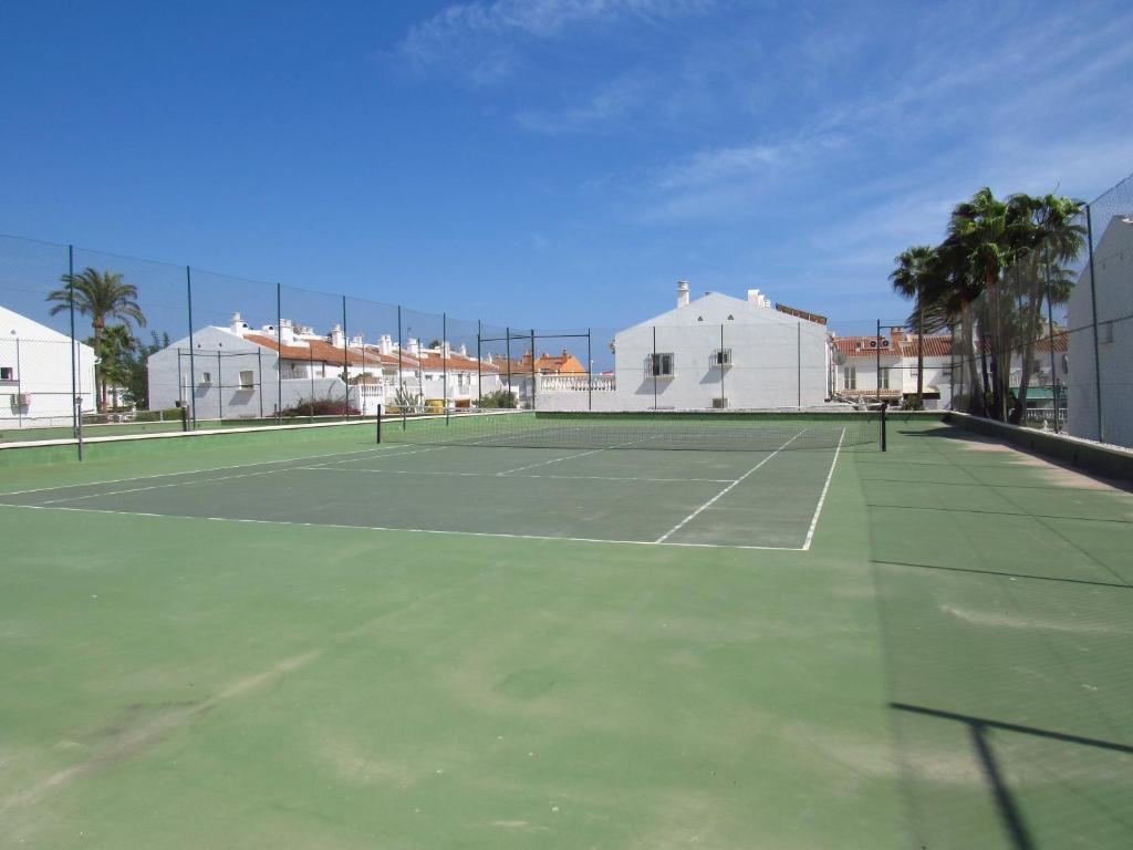 Tenis a/nebo squash v ubytování Pueblo Mar - Guadalmar nebo okolí