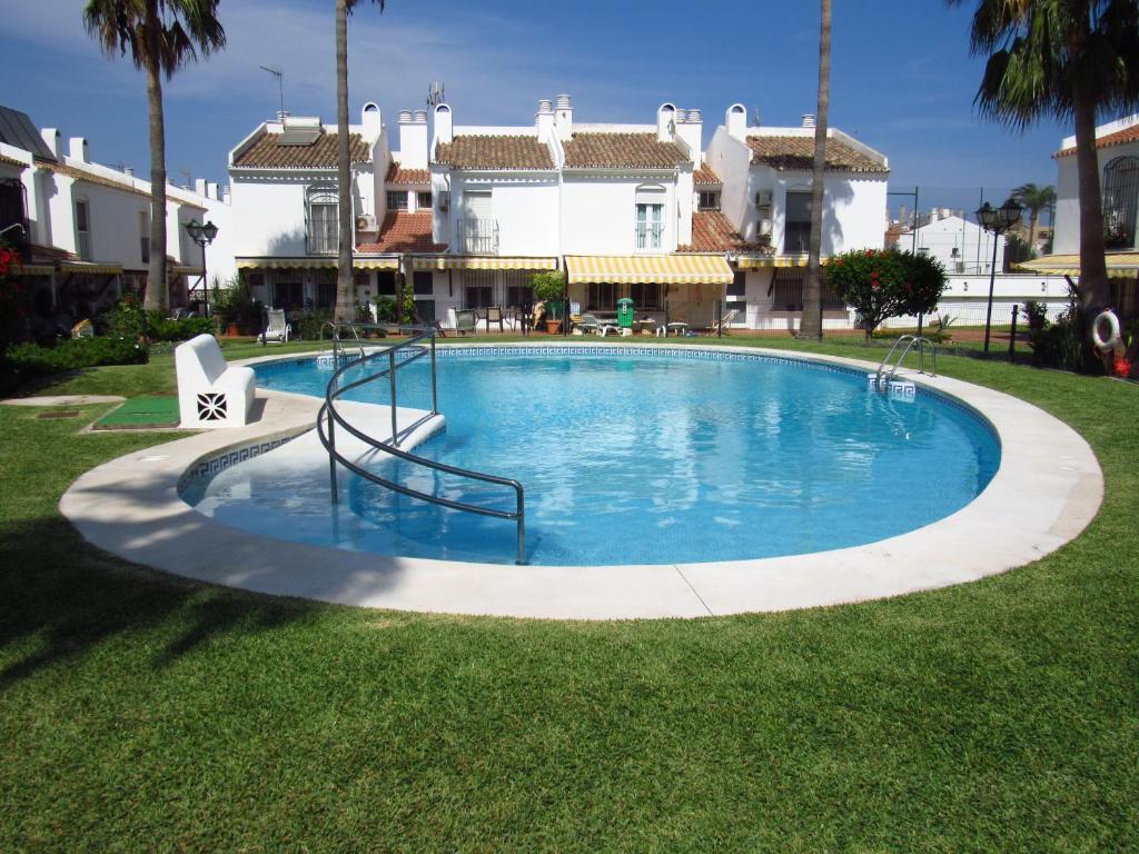 Bazén v ubytování Pueblo Mar - Guadalmar nebo v jeho okolí
