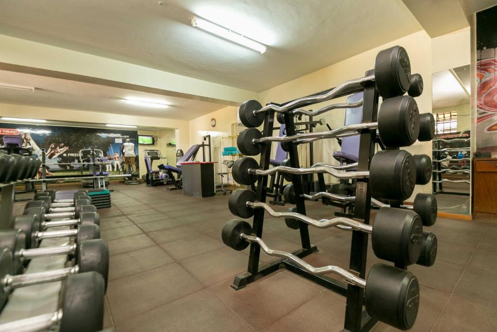Fitness centrum a/nebo fitness zařízení v ubytování Fahari Gardens Hotel