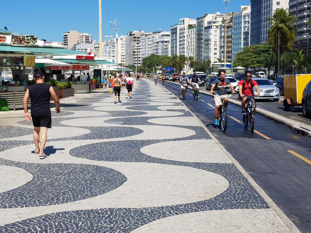  Copacabana sides