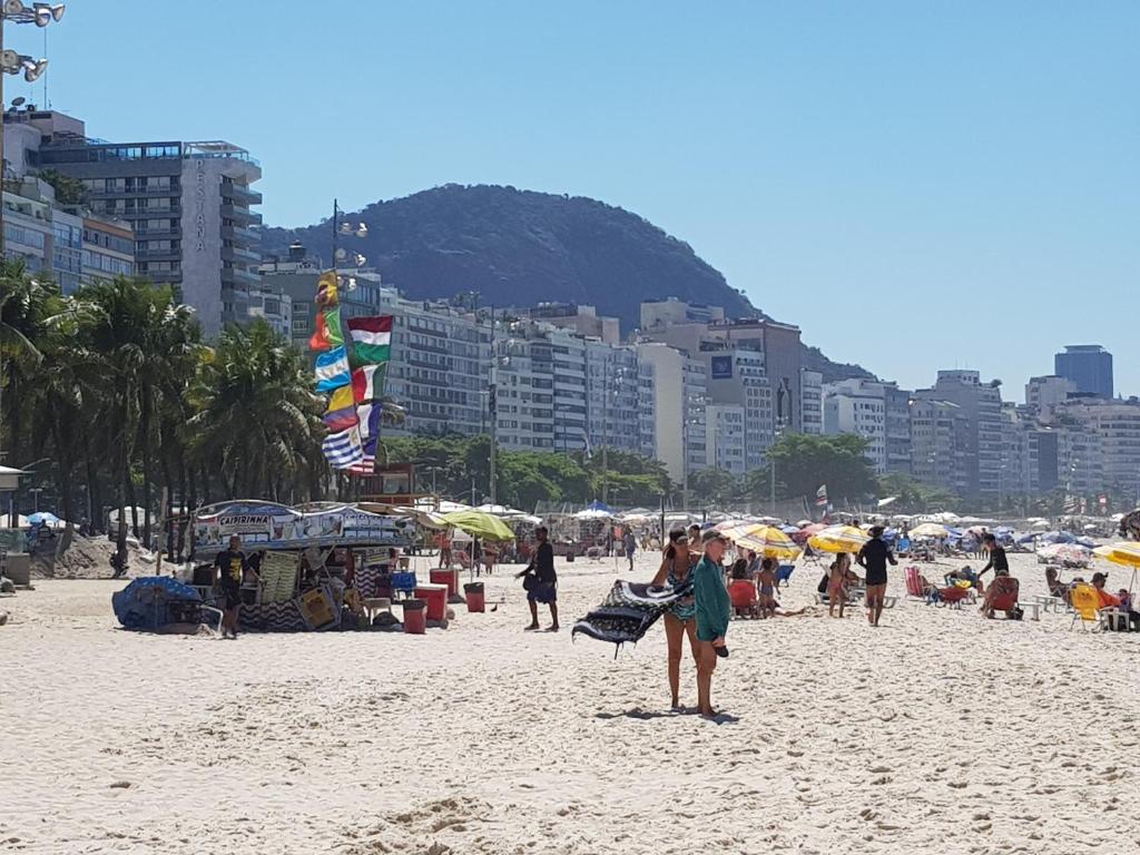  Copacabana sides