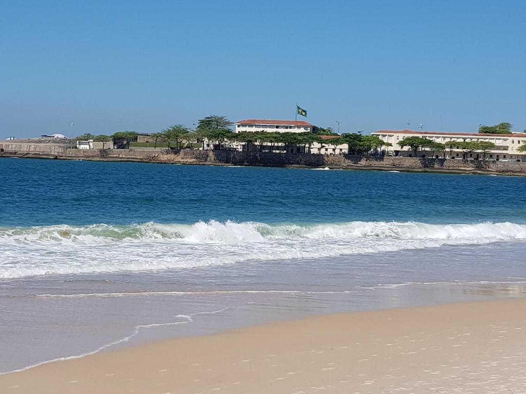  Copacabana sides