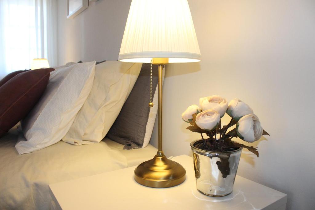 Cama ou camas em um quarto em Vigia's Guest House