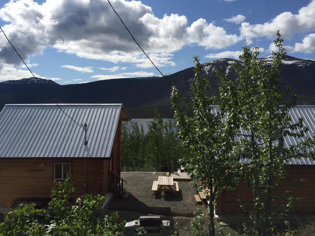 Cabins Over Crag Lake - Cabin (Pet-Friendly)
