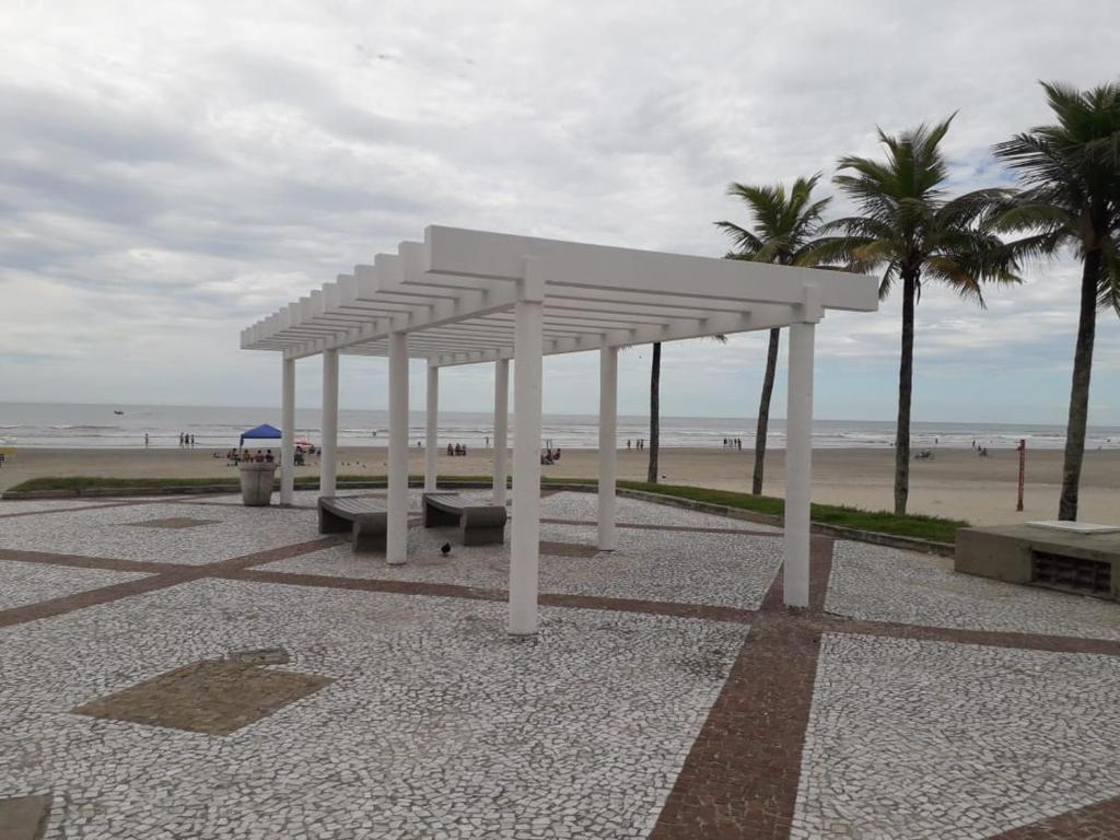  Kitnet Ocian Ótima localização