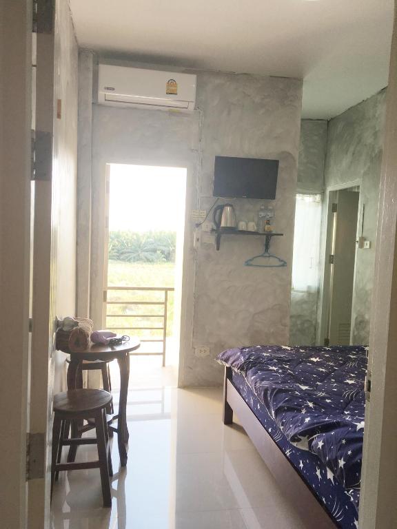 You In House URT Surathani Airport - Habitación Doble Estándar
