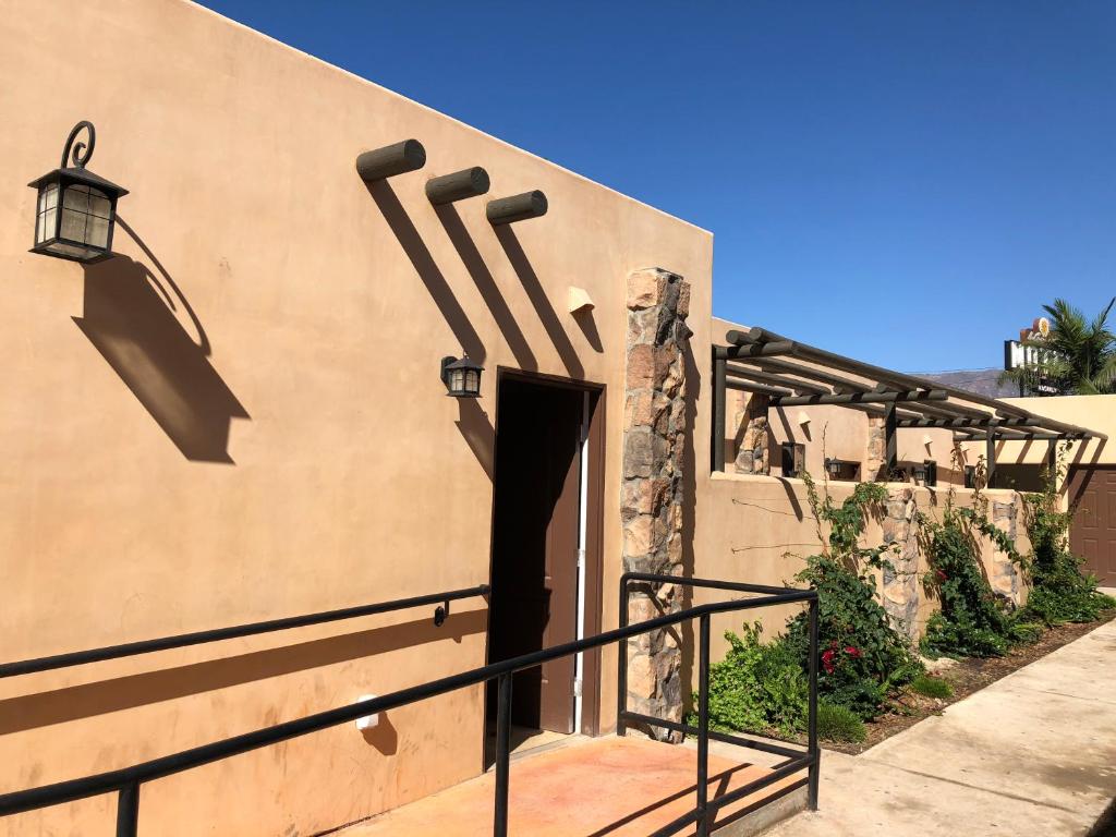 Casa Del Sol - Queen Room - Disability Access