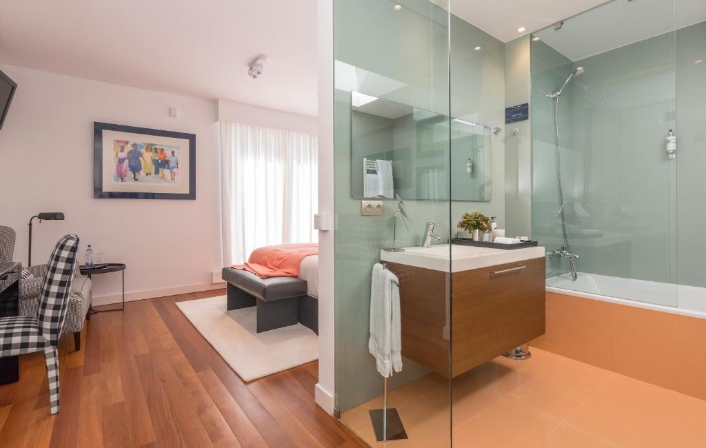 Koupelna v ubytování Cascais Casa Laranja Guesthouse