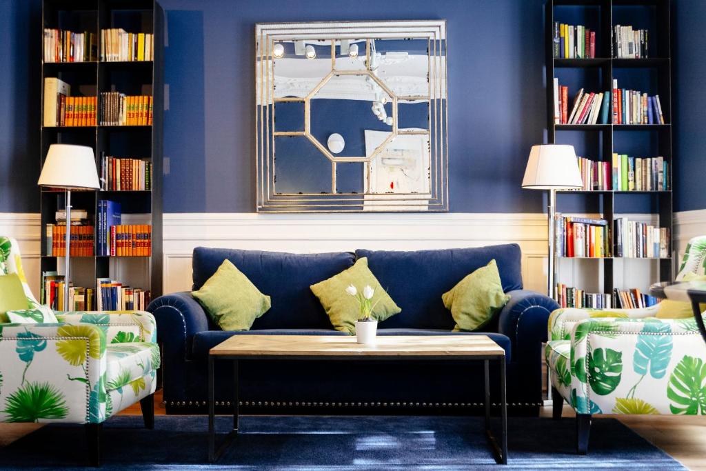 Petit Palace Lealtad Plaza - Resim 15