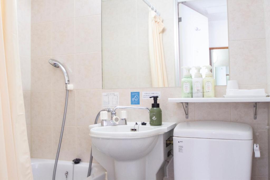 Koupelna v ubytování 3s HOTEL HIRATSUKA