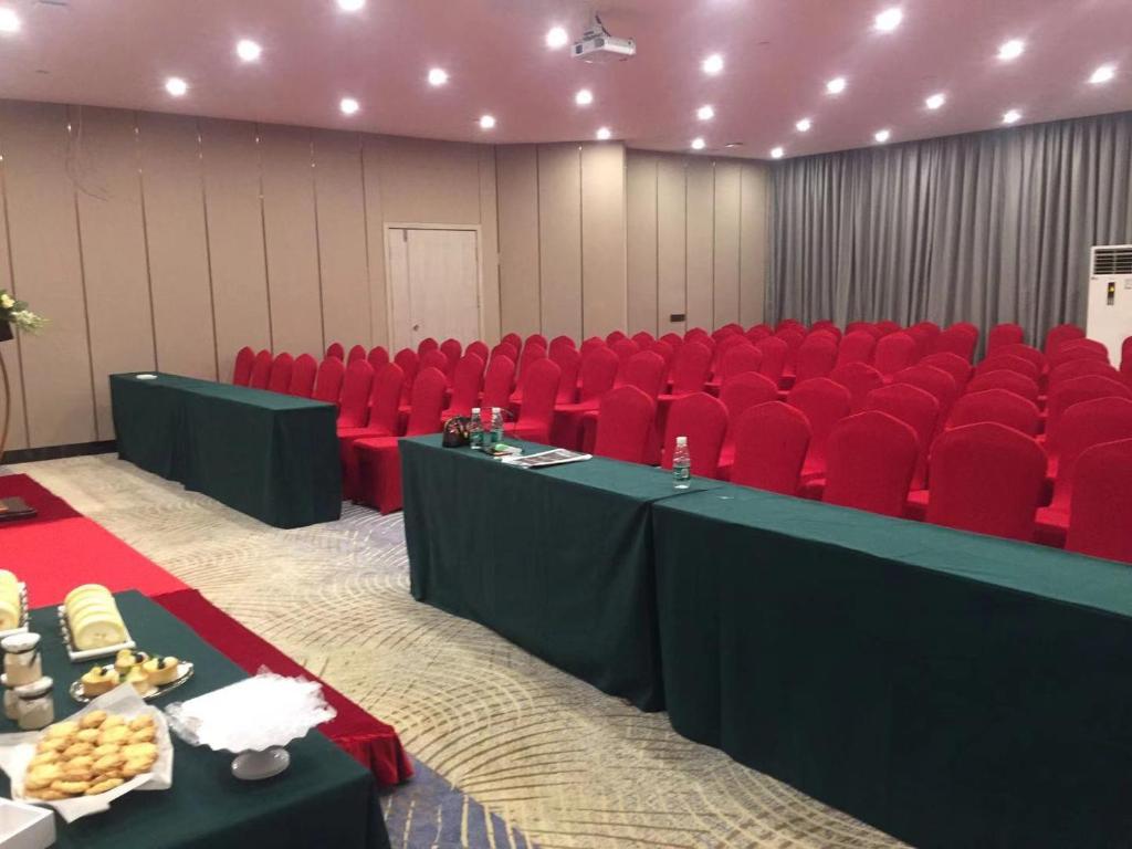 Konferenční prostory v ubytování Echarm International Hotel Canton Tower Pazhou Convention and Exhibition Center Lujiang Subway Metro Branch - Free Shuttle Bus to Canton Fair Complex During Canton Fair Period