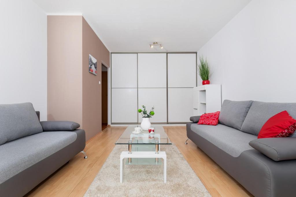 Apartments Świnoujście Center III by Noclegi Renters - Studio With Balcony