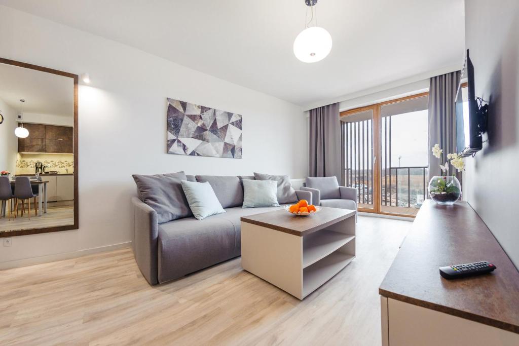 Apartamenty Sun & Snow Kołobrzeg Resorts z basenem - Apartment With Balcony