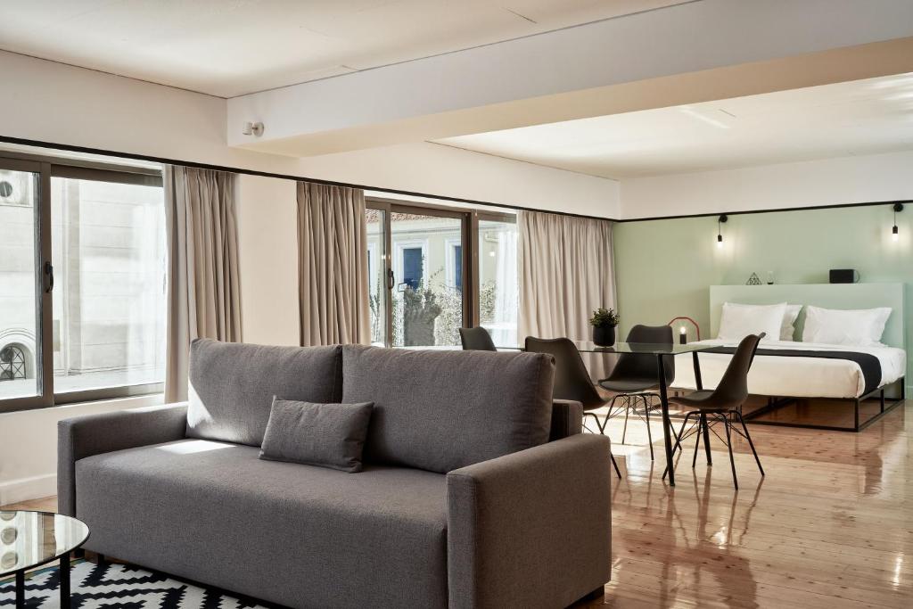 Posedenie v ubytovaní MONO Lofts