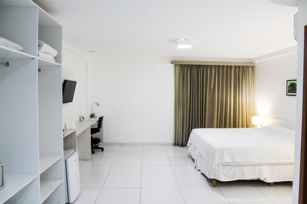  Imperial Hotel