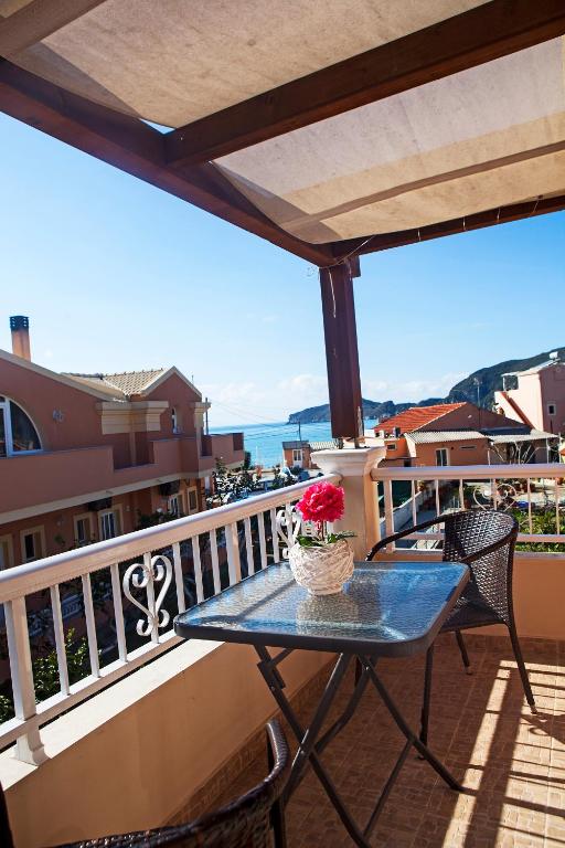 Балкон или терраса в Athina studios and apartments