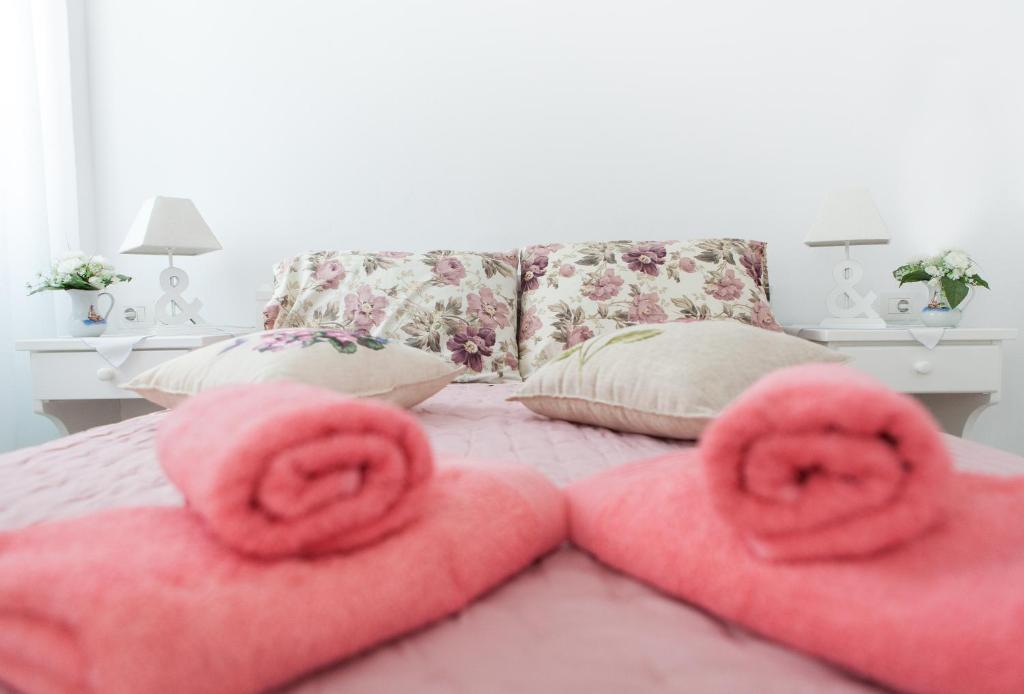 Postel nebo postele na pokoji v ubytování Apartments Klery - Studios 5