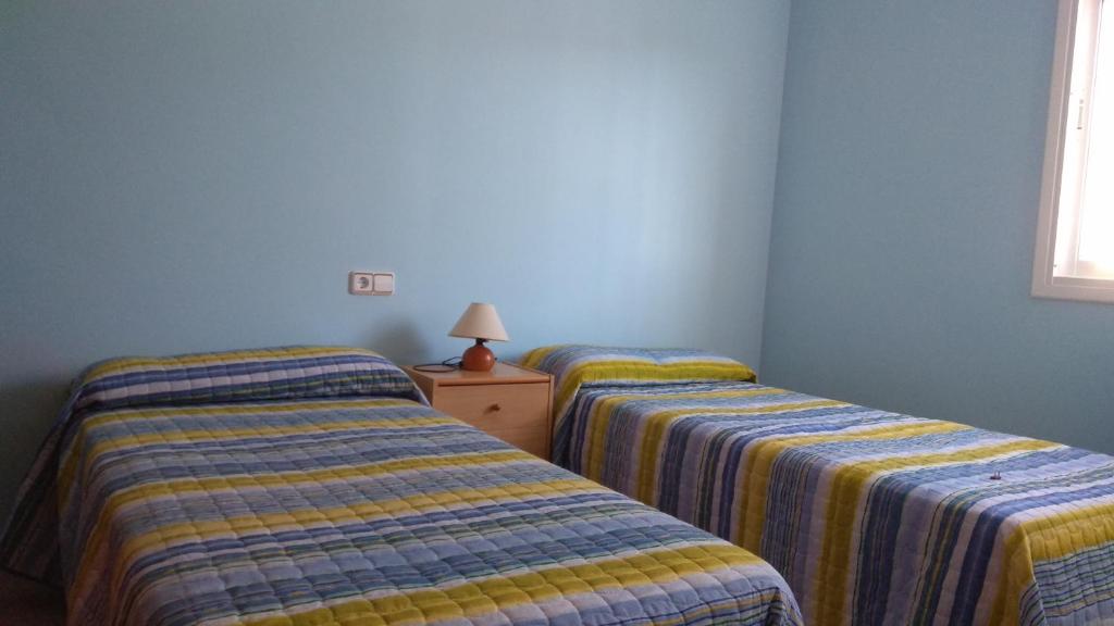 Chalet grande y nuevo al lado de la playa, Alcanar, Spain ...