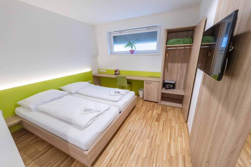 TV a/nebo společenská místnost v ubytování Hotel Restaurant Meyer