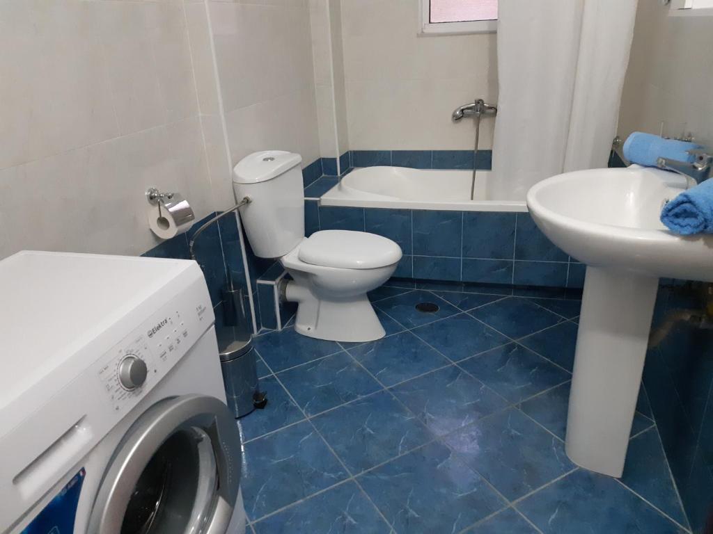 Koupelna v ubytování Apartment Katherina Sarande
