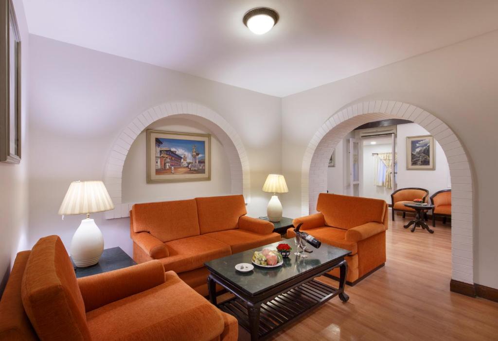 Posezení v ubytování Hotel Shanker-Palatial Heritage Kathmandu