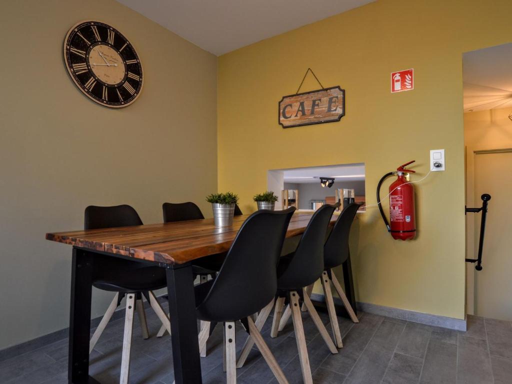 Fotografie z fotogalerie ubytování Chalet in Ardennes with Mountain Views v destinaci Aywaille