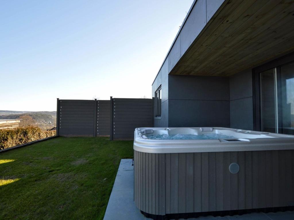 Fotografie z fotogalerie ubytování Chalet in Ardennes with Mountain Views v destinaci Aywaille