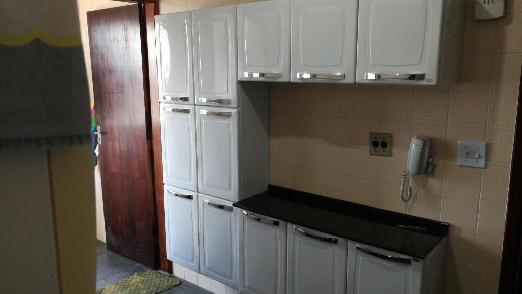  guaica - otima localização 05 pessoas - 200 mts da praia