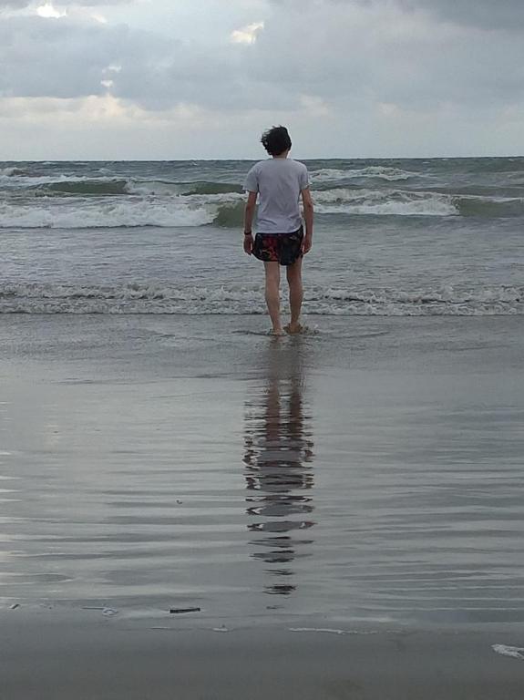  guaica - otima localização 05 pessoas - 200 mts da praia