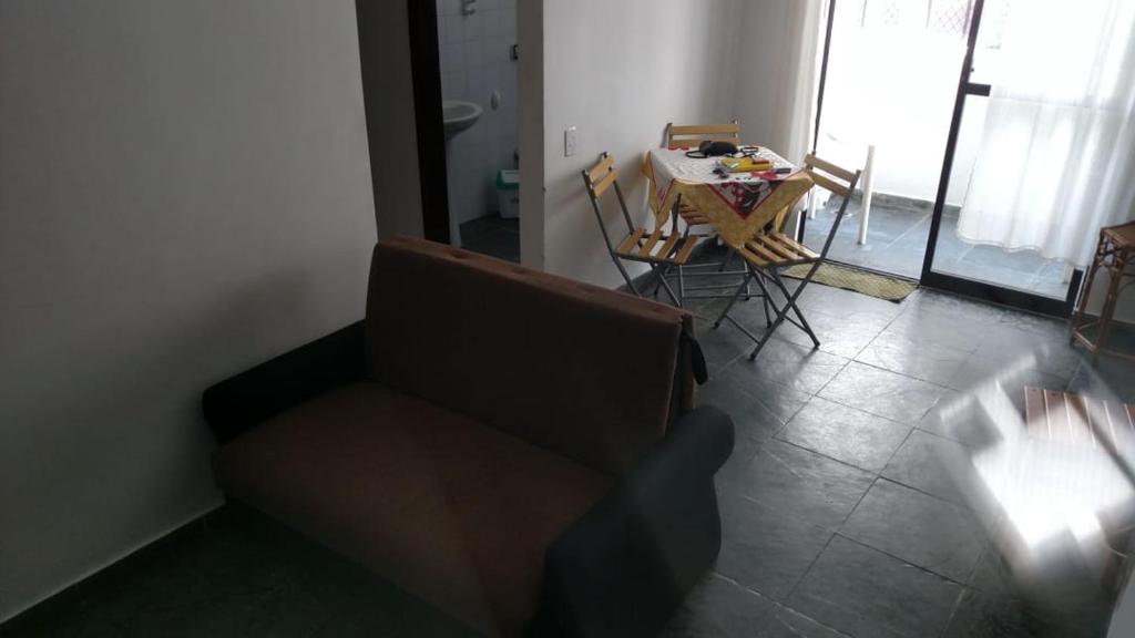  guaica - otima localização 05 pessoas - 200 mts da praia