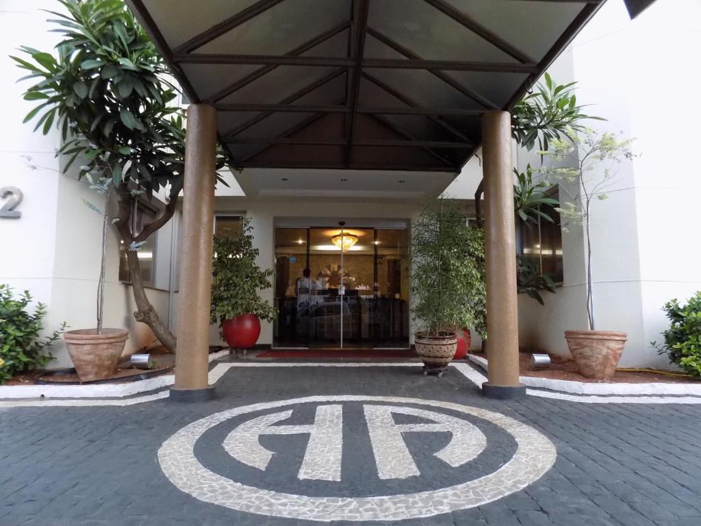  Hotel Apollo